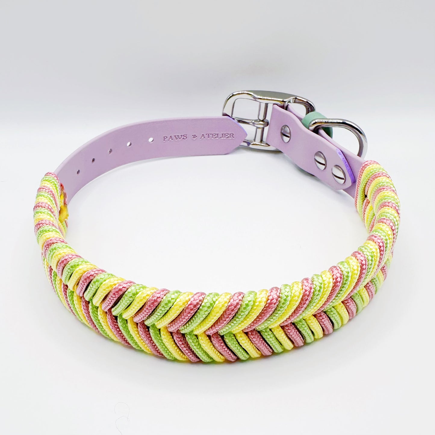 ChevraLuxe Collar